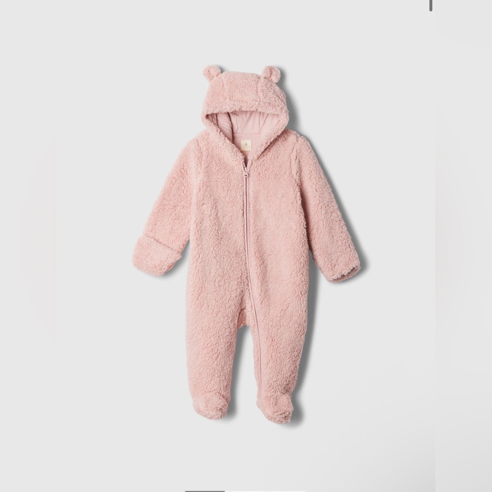 NWT GAP Baby Fully Lined Sherpa Hooded One-Piece in Primitive Pink | 6-12 M